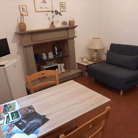 La Casina Della Volpe Lejlighed Prato  Eksteriør billede